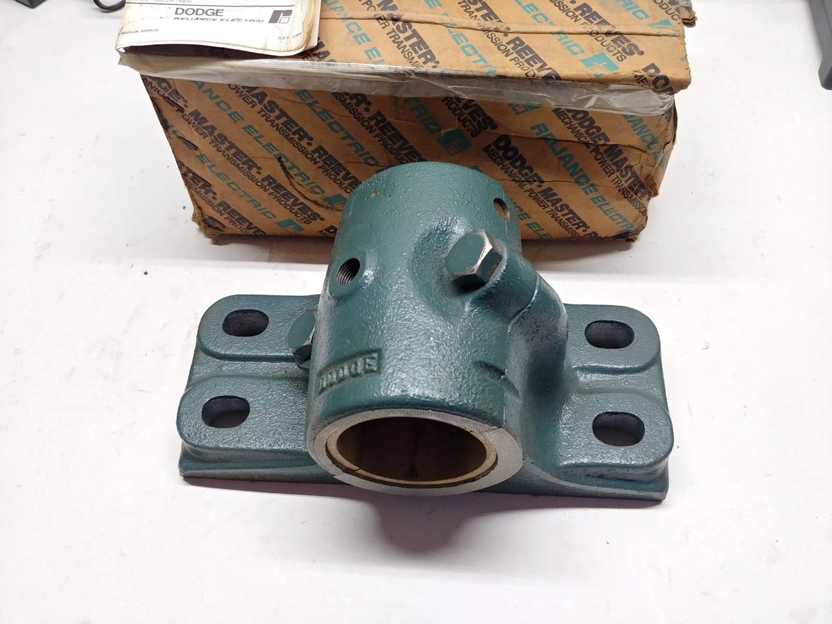 Dodge 2-11/16 in. Angle BRZ BSH Bearing Pillow Block P4B-BZA-211 p/n 231081 NOS